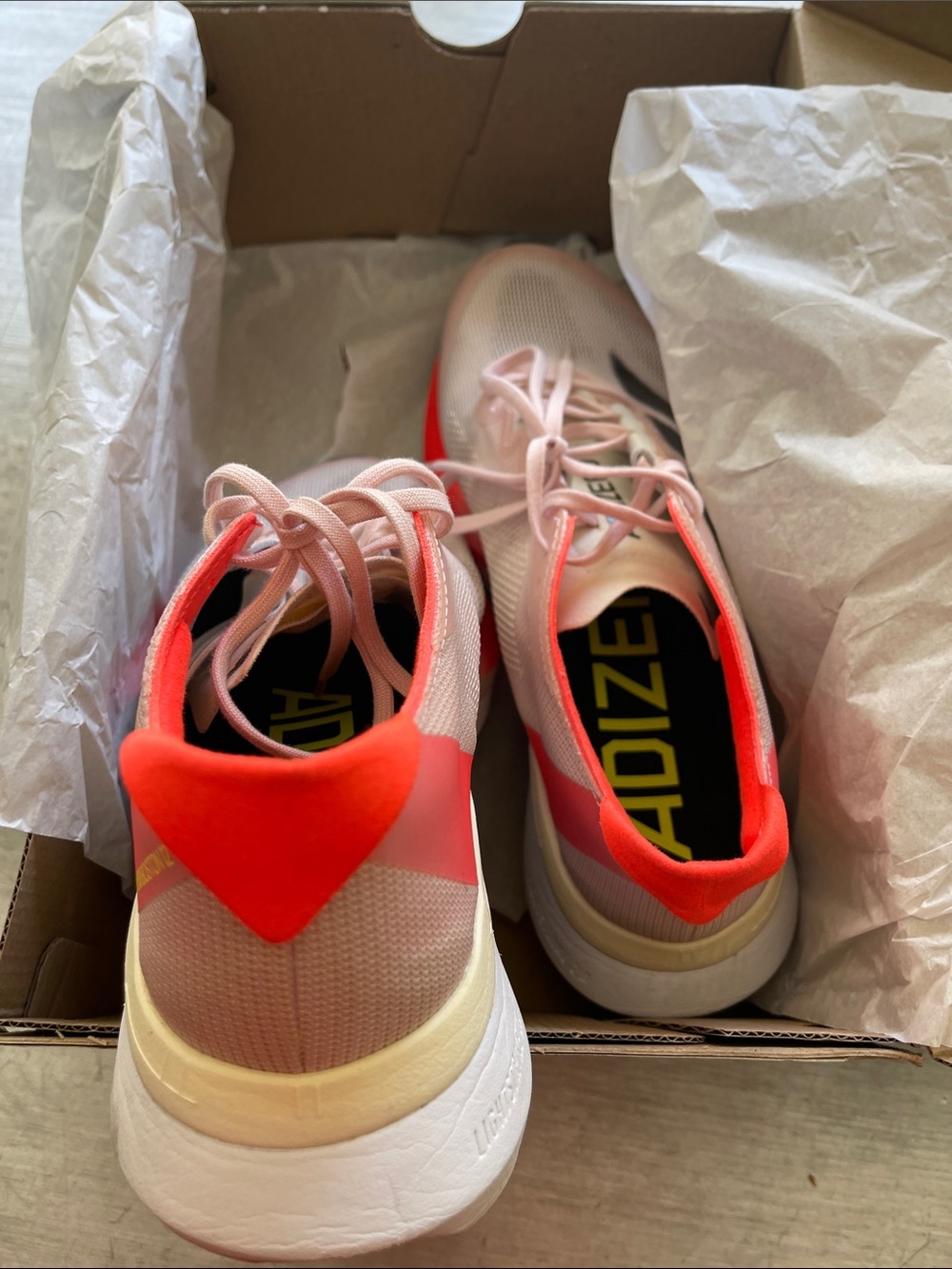 Used size 7.5 Adidas AdiZero Boston Women’s Athletic Running. - Picture 2 of 6